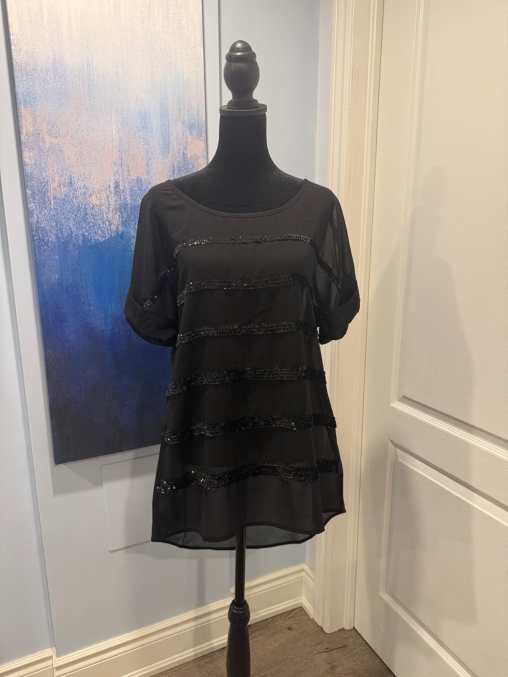 Buy 2 for 20$✌🏻 RW&CO. Black Short Sleeve Sequin Stripe Tunic